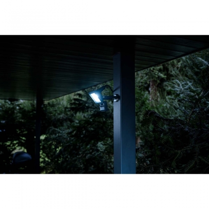 LED Spotlight JARO 1060 P (LED Floodlight voor wandmontage voor buiten IP65, 10W, 1150lm, 6500K, met bewegingsmelder)