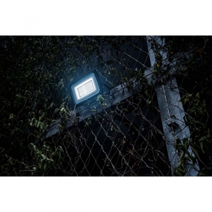 LED Spotlight JARO 20060 / LED Floodlight 150W voor buitengebruik (LED Outdoor Light voor wandmontage, met 17500lm, gemaakt van hoogwaardig aluminium, IP65)