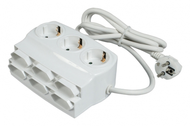 9-voudige stekkerdoos euro / schuko wit