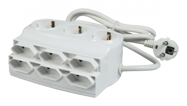 9-voudige stekkerdoos euro / schuko wit