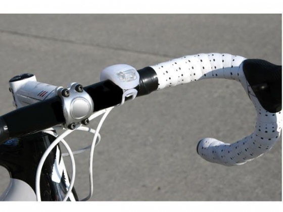 SET VAN 2 EASY-FIT FIETSLAMPEN MET 2 LEDS
