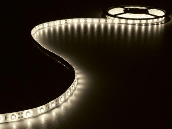 KIT MET FLEXIBELE LED-STRIP EN VOEDING - WARMWIT - 180 LEDS - 3 m - 12 VDC