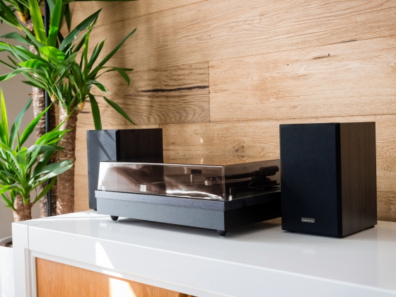 Platenspeler met Bluetooth® en twee externe luidsprekers Zwart