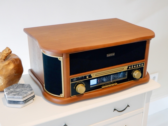 Houten retro platenspeler met Bluetooth® AM/FM-radio USB-codering CD-speler cassettespeler en ingebouwde luidsprekers