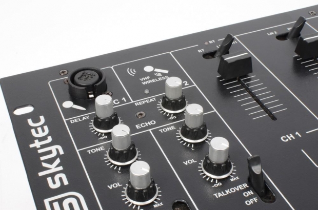 STM-3018A 6-Kanaals Mixer/Versterker/Bluetooth/VHF