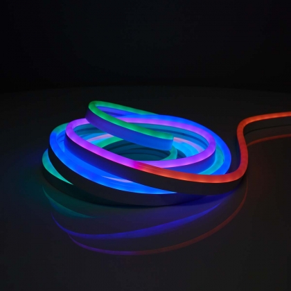 SmartLife LED Strip | Wi-Fi | Meerkleurig | SMD | 5.00 m | IP65 | 2700 K | 480 lm | Android™ / IOS